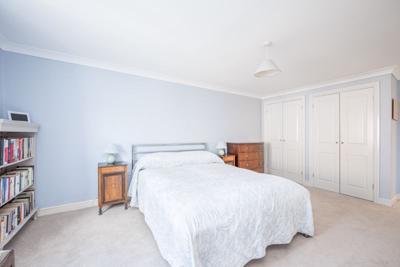 Bedroom- click for photo gallery